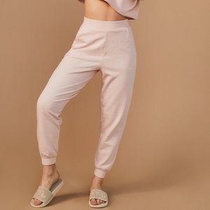 Jogger/sweatpants from shoptanlines!